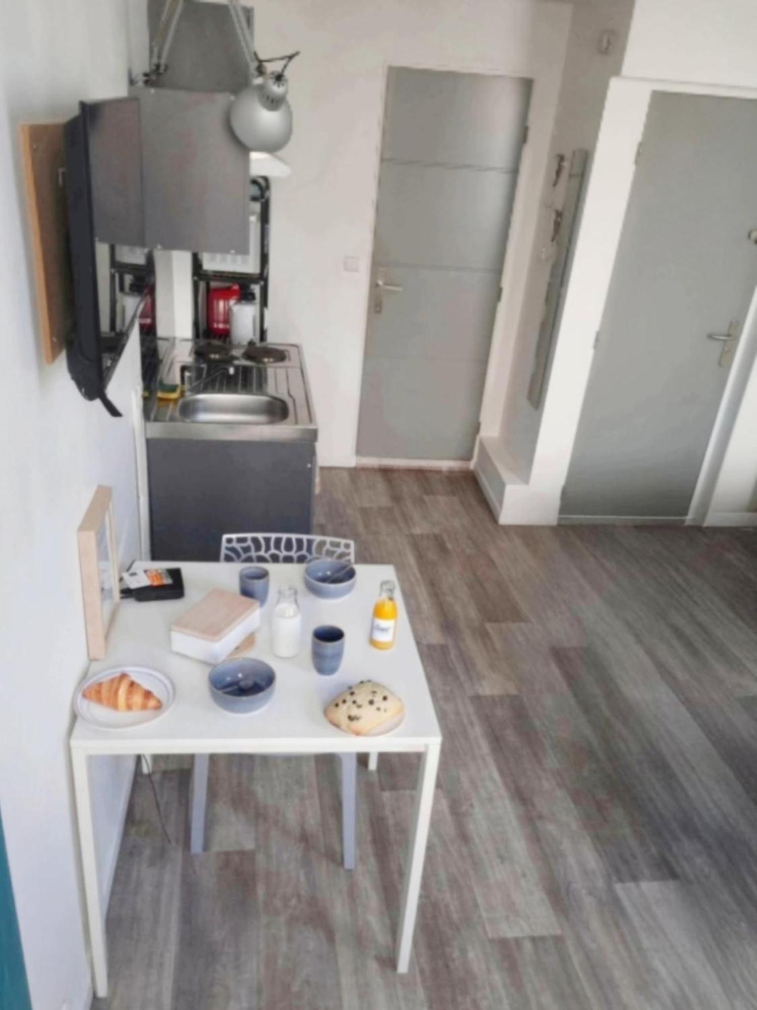 Cosy Hypercentre Netflix Apartment Narbonne Exterior photo
